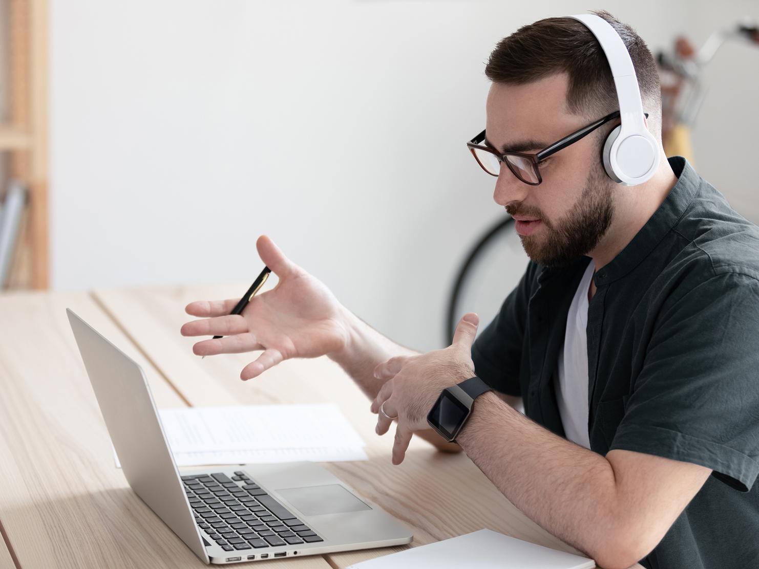 Mitarbeiter aus dem NETZCOCKTAIL-Service-Team